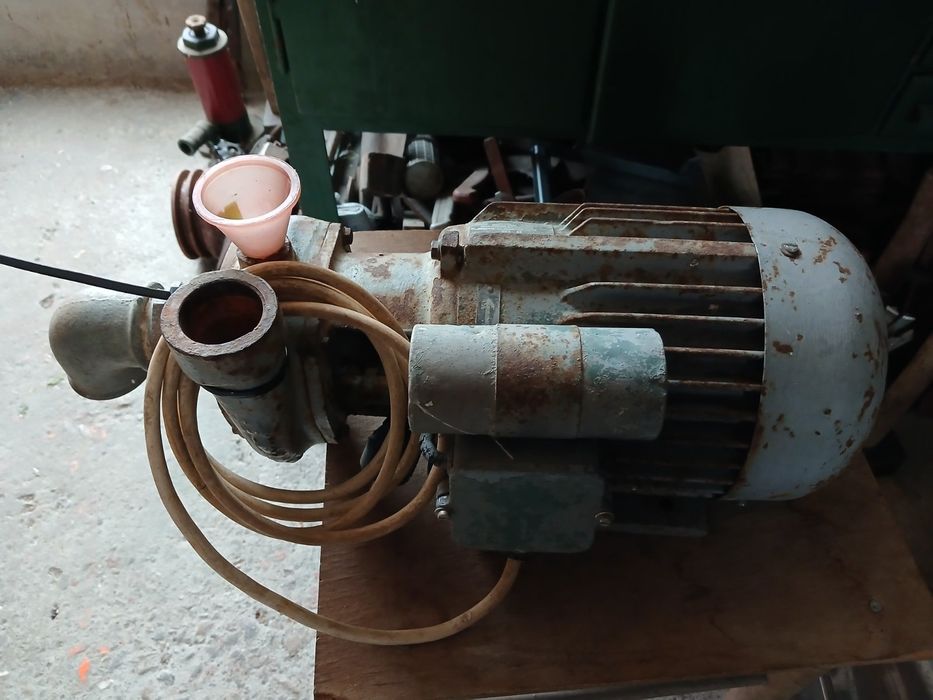 Водни помпи Вида 2бр.