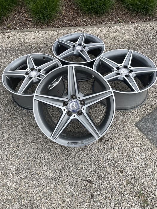 Оригинални джанти за мерцедес амг w205 18 цола в перфектно състояние