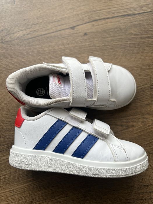 Lot incaltaminte marime 22,23,24 Adidas , H&M