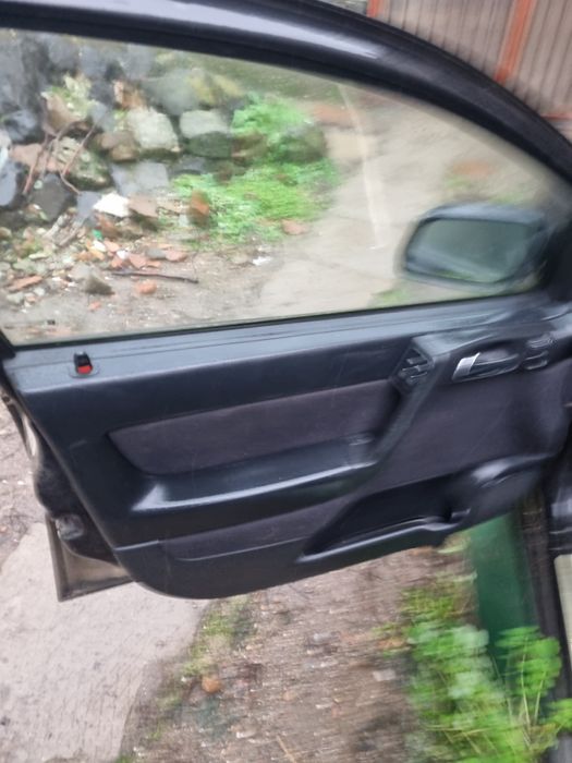 Vand Opel Astra Caravan pentru rabla.