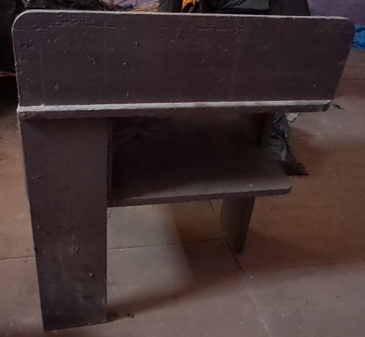 Masuta veche din lemn de stejar