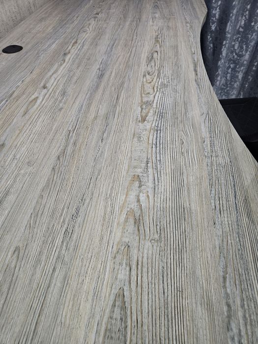 Стол компьютерный