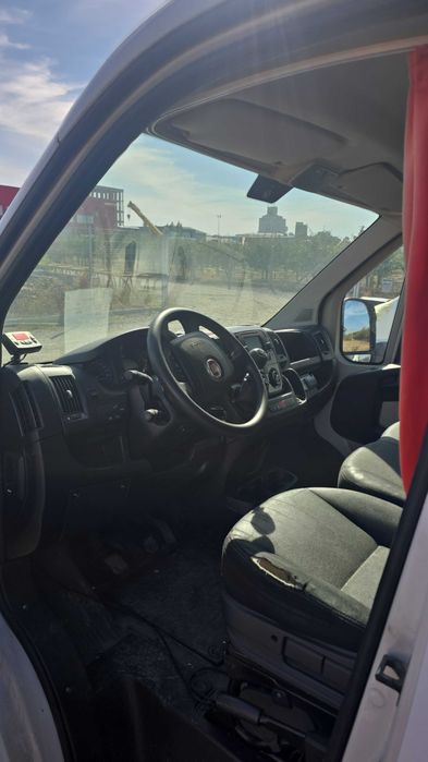 Vand autoutilitară frigorifice