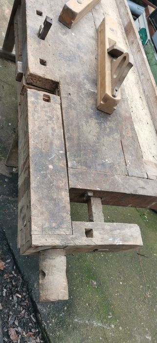 Tejghea tâmplărie de vânzare.