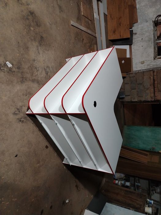 Кассовые столы на заказ для магазинов и аптек.