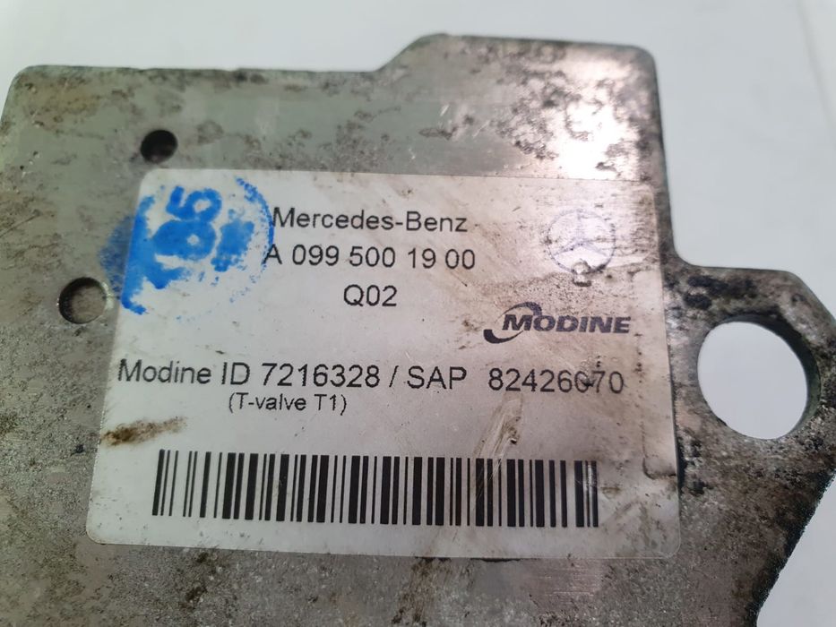 Radiator ulei a0995001900 Mercedes Benz C-Class W205/S205/C205 (2014 - 2018) om651921