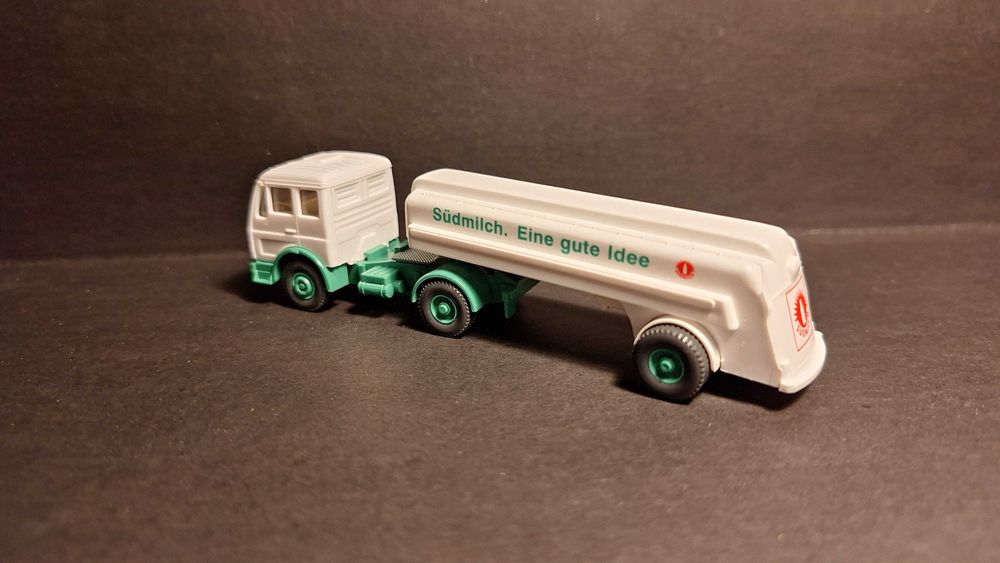 Колекционерски камиони 1:87