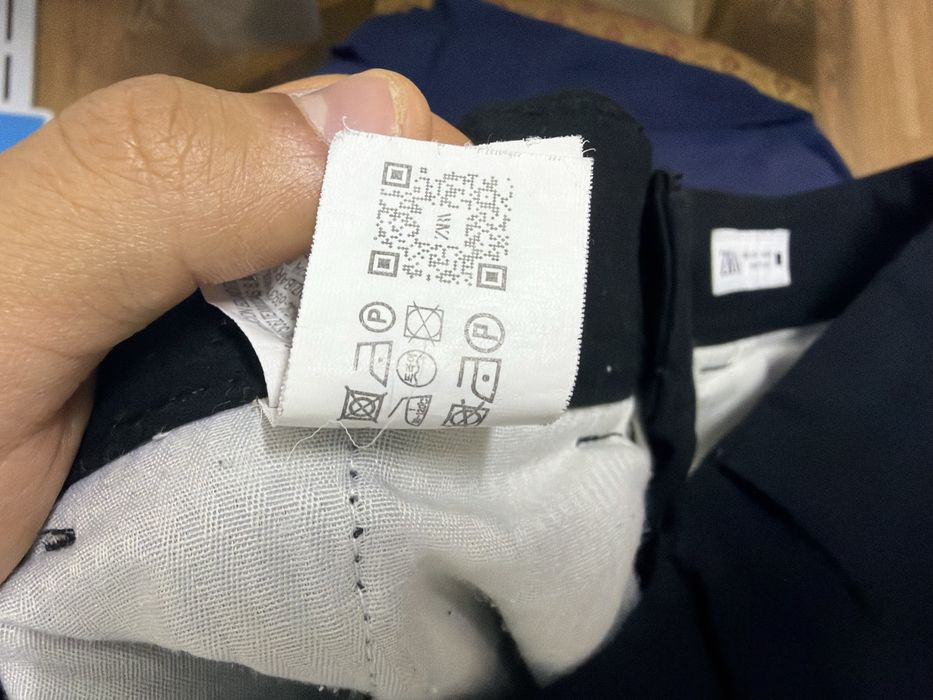 Брюки Zara.