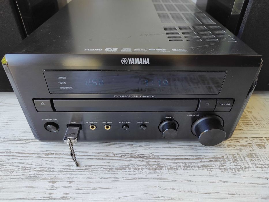 Премиум Hi-Fi система Yamaha PianoCraft (DRX-730 + NX-E300) – Пиано лак