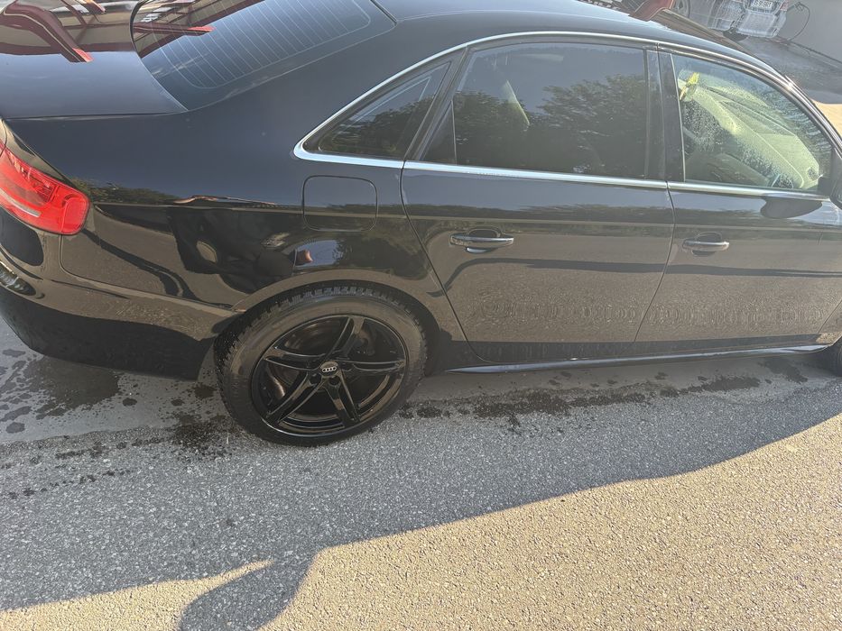 Se vinde Audi A4B8