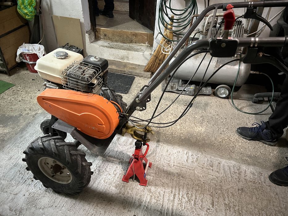 Бензинова мотофреза Husqvarna