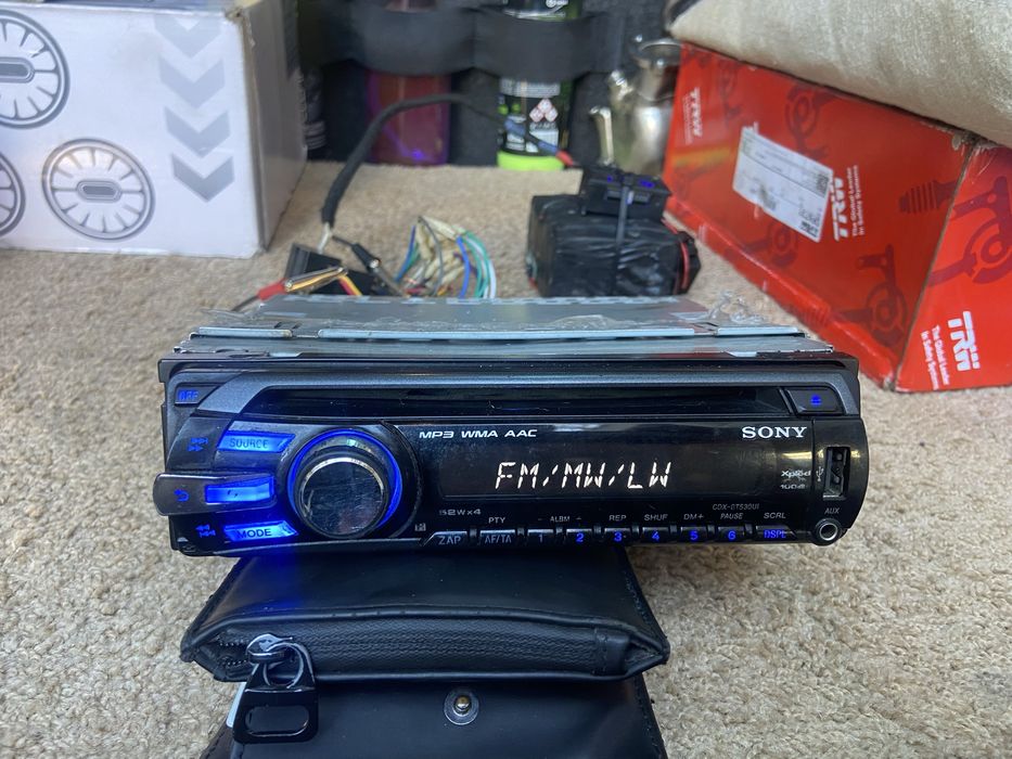 касетофон авто радио Sony Aux оригнал