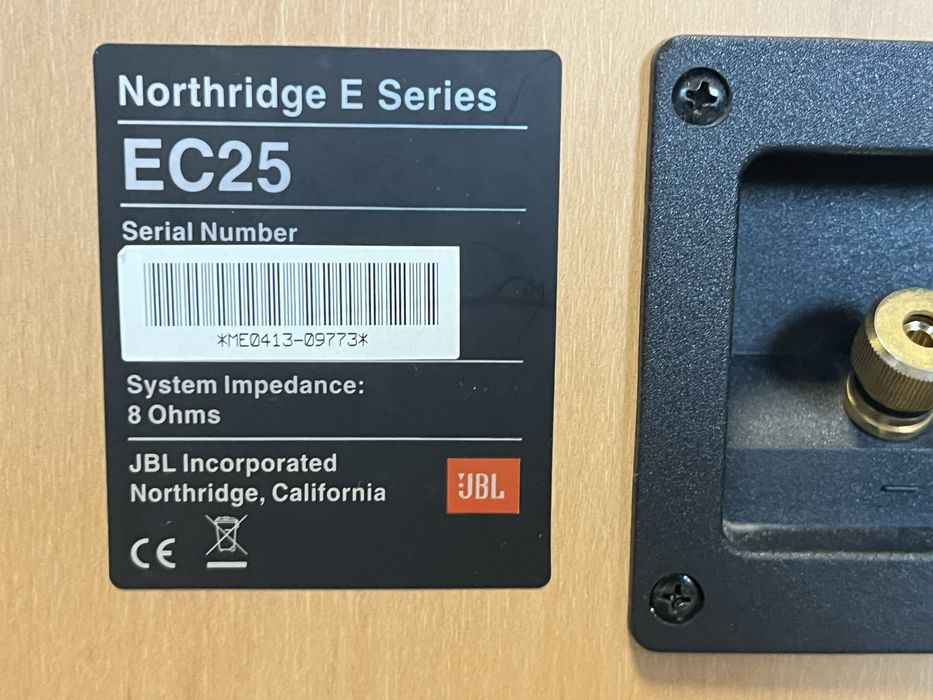 Baxa centru Jbl EC25