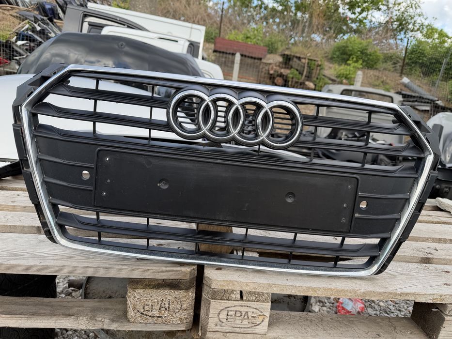 Решетка Audi A4 B9 2019 год.-