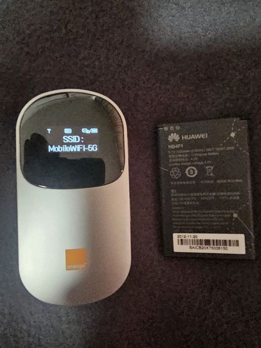 Huawei E586–Modem Wi-Fi Portabil–Deblocat