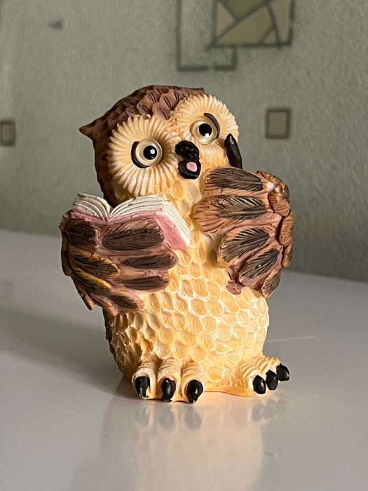 Сова статуэтка сувенир. Символ знаний