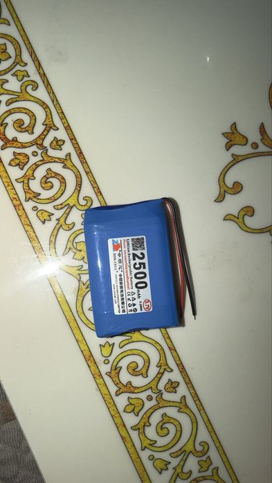 Батарейка 3.7 2500mah