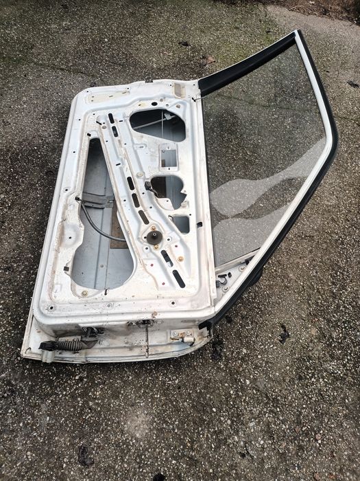 Usa stanga dreapta bmw e30 ursulet