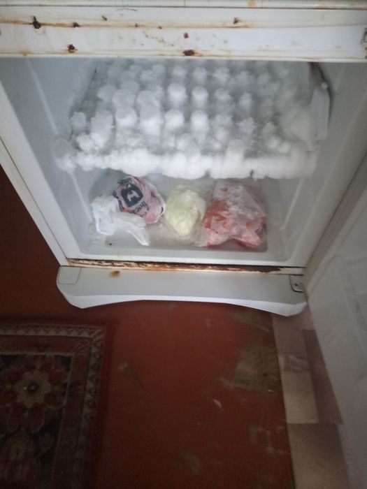 Продам холодильник