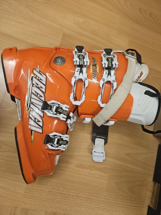 Clapari copii Technica marime 5 1/2 (37.5-38)
