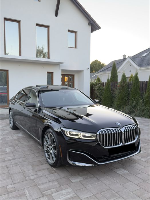 BMW 740i 2020 340cp