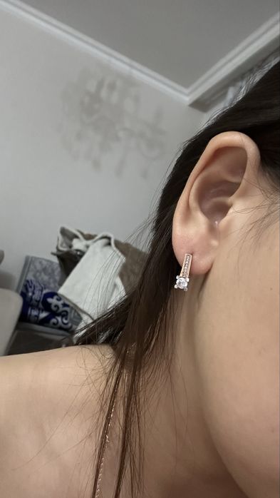 Продам золотые серьги 585 пробы, 3,4 г