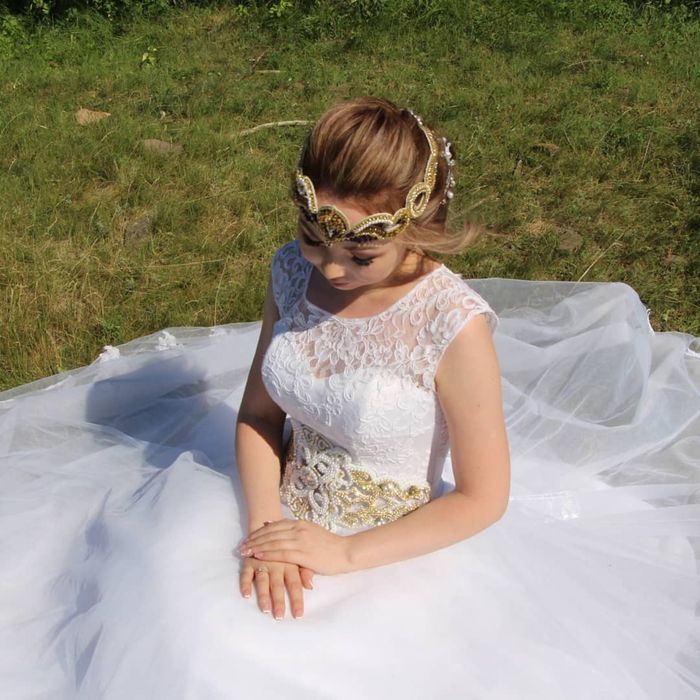 Продам свадебные платья