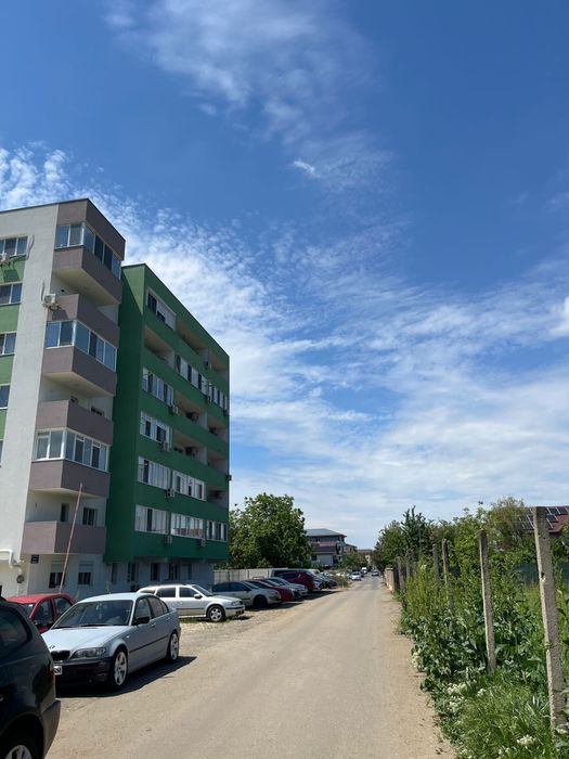 Teren de vanzare