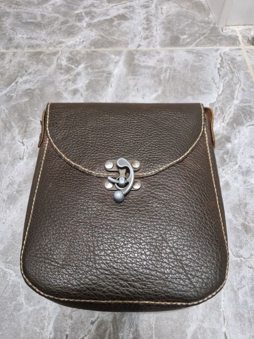 Барсетка кожные оригинал продам срочно