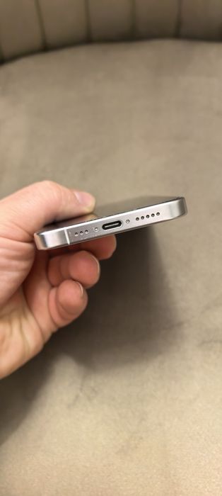 iPhone 15 Pro 128GB с гаранция