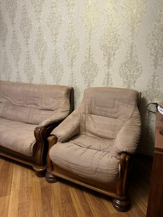 Мягкий уголок. Диван и 2 кресла
