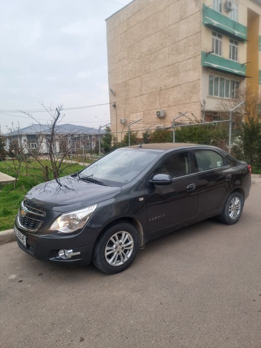 Продаю свой автомобиль Cobalt