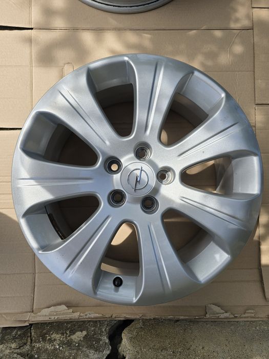 jante aluminiu R 17 ~ 5 x 110 ~ ET 39 ~ Opel , Chevrolet