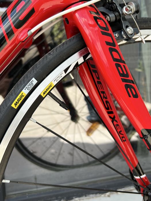 Cursieră Cannondale CAAD10 (Shimano Ultegra)
