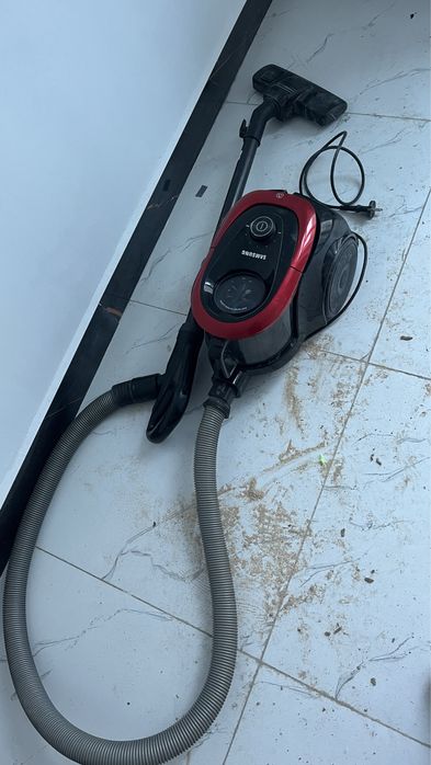 Продается пылесос самсунг