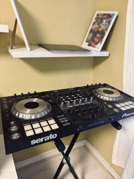 Pioneer DDJ-SZ2 – Професионален 4-канален DJ контролер