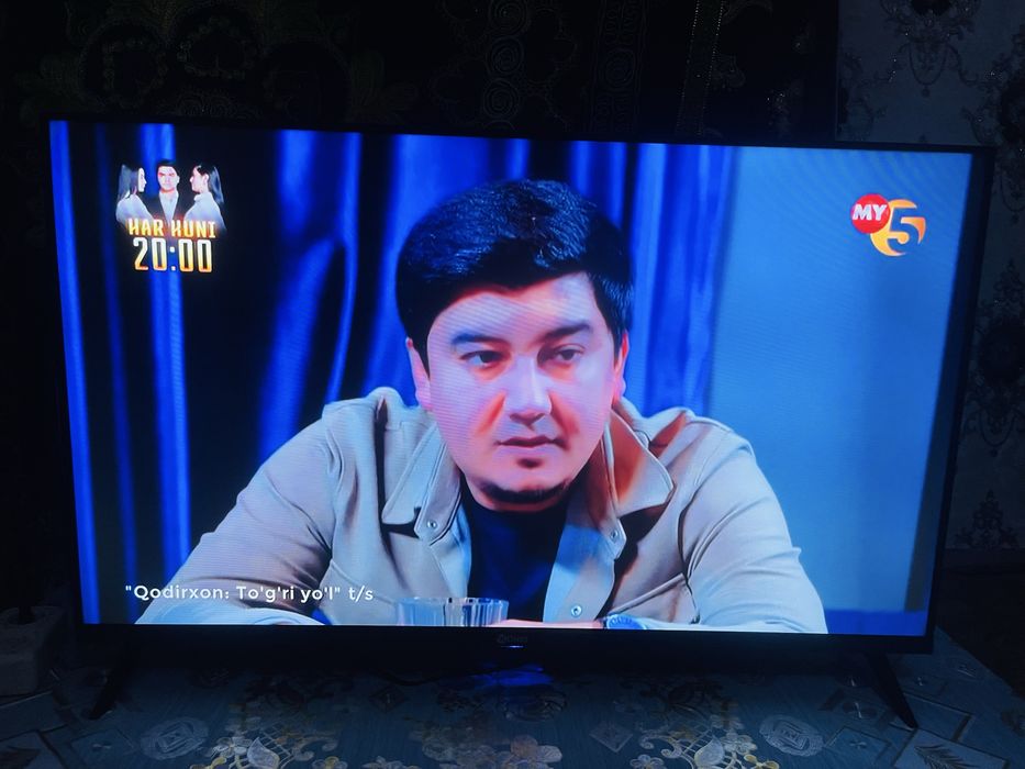 Televizor 43razmer Smart orginali garantyasi bn