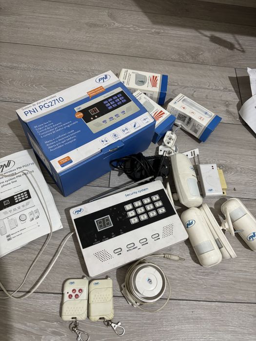 Безжична алармена система PNI PG2710 + 3 сензора за движение PNI HS003