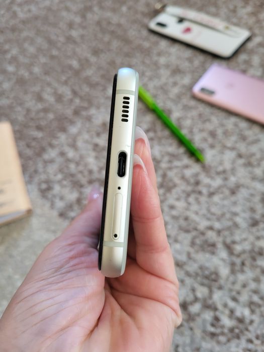 Продаётся Samsung s21 fe