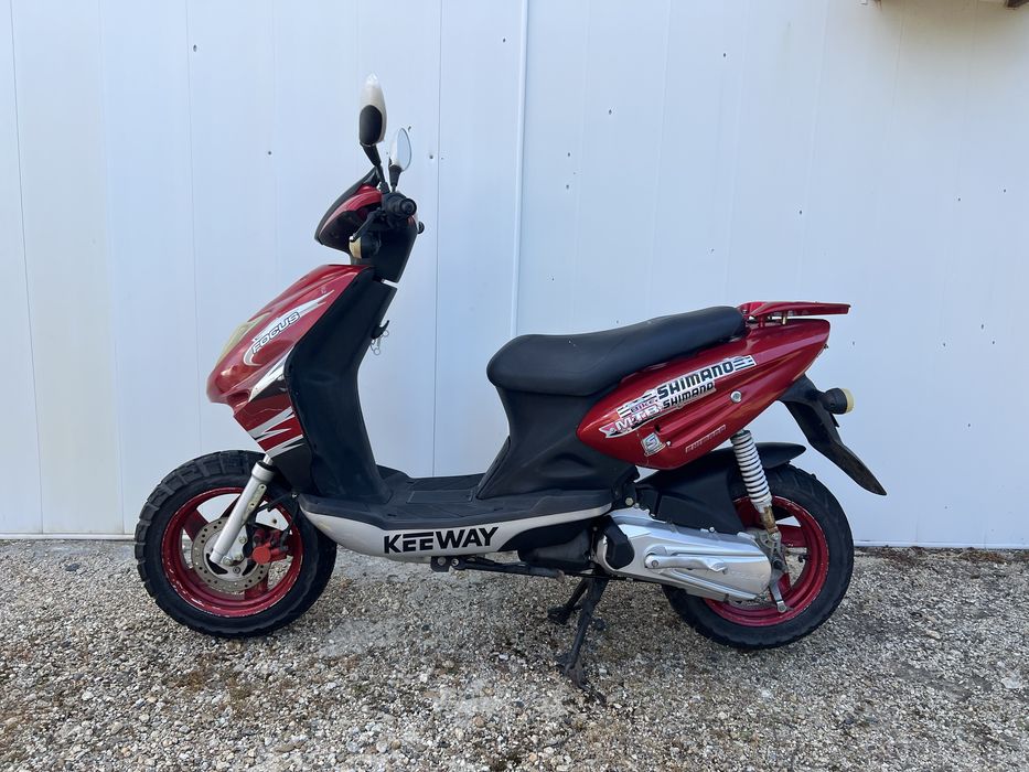 Скутер 50 сс KEEWAY