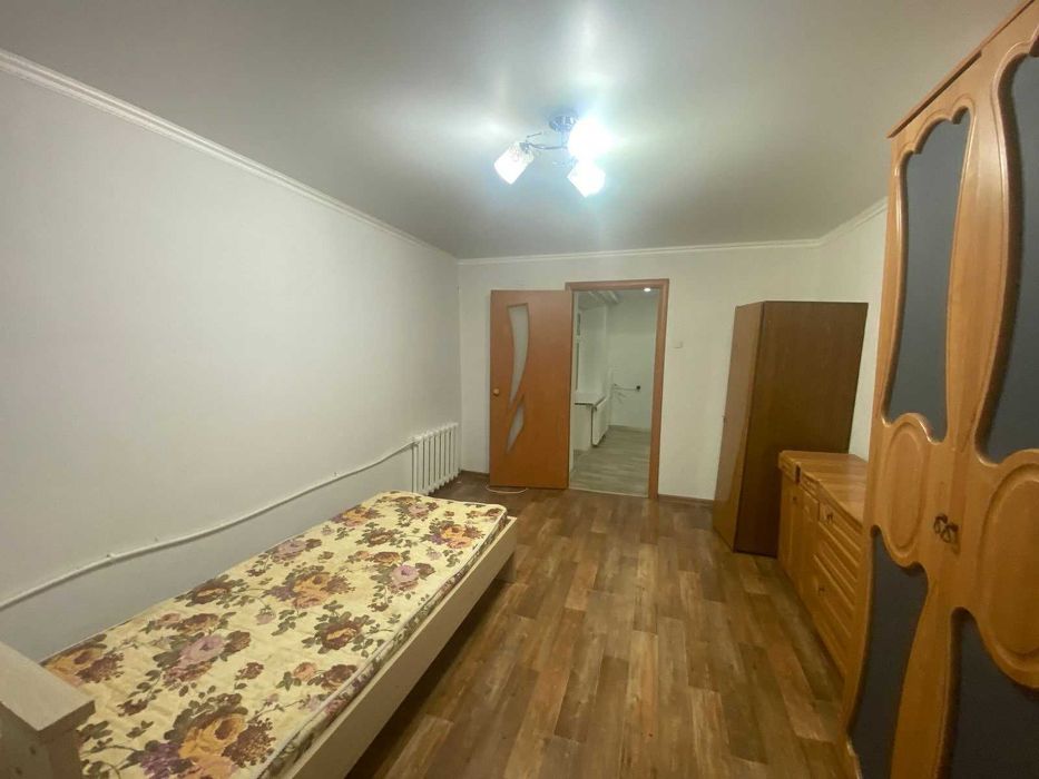 Продам  трех комнатную квартиру