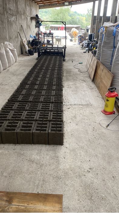 Matrita boltari zidarie vibro-presati