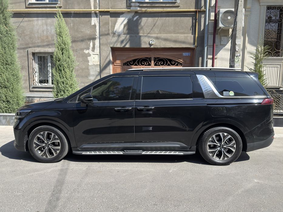 Kia Carnival Limusine