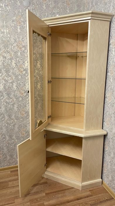 Срочно продам гостиную