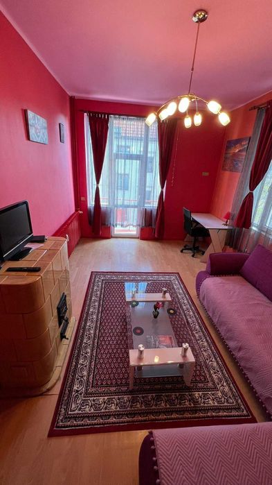 КЛЮЧ В АГЕНЦИЯТА! Двустаен имот в  Център - НДК