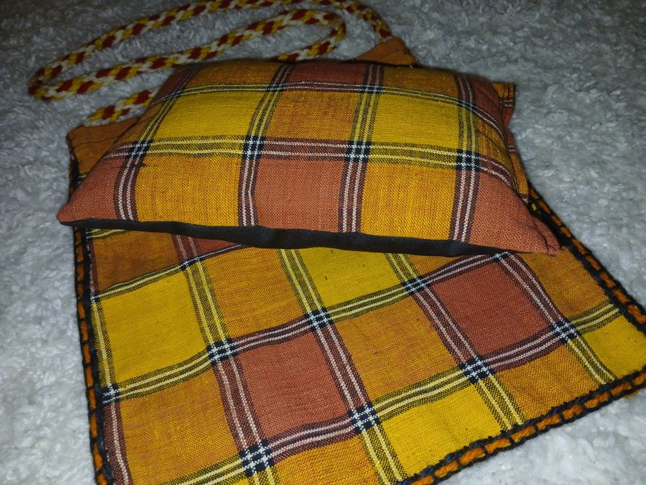 НОВО! Фолклорна торбичка и възглавничка