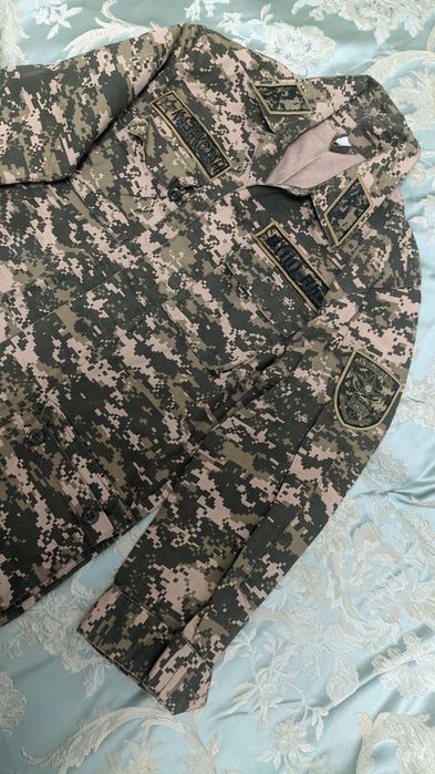 военная форма 44/46 размера.