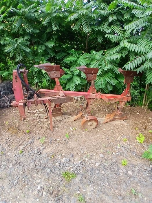 Vând utilaje agricole lichidare ferma
