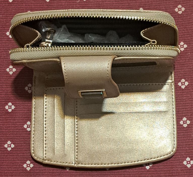 Чисто ново дамско портмоне на SILVER&POLO