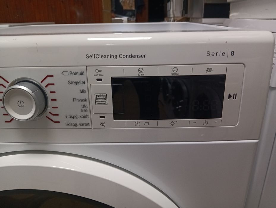 Сушилня с термопомпа Бош Bosch Serie 8 с две години гаранция!